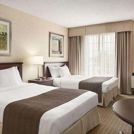 Days Inn By Wyndham Брантфорд Екстер'єр фото